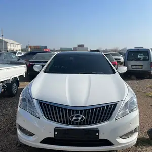 Hyundai Grandeur, 2012