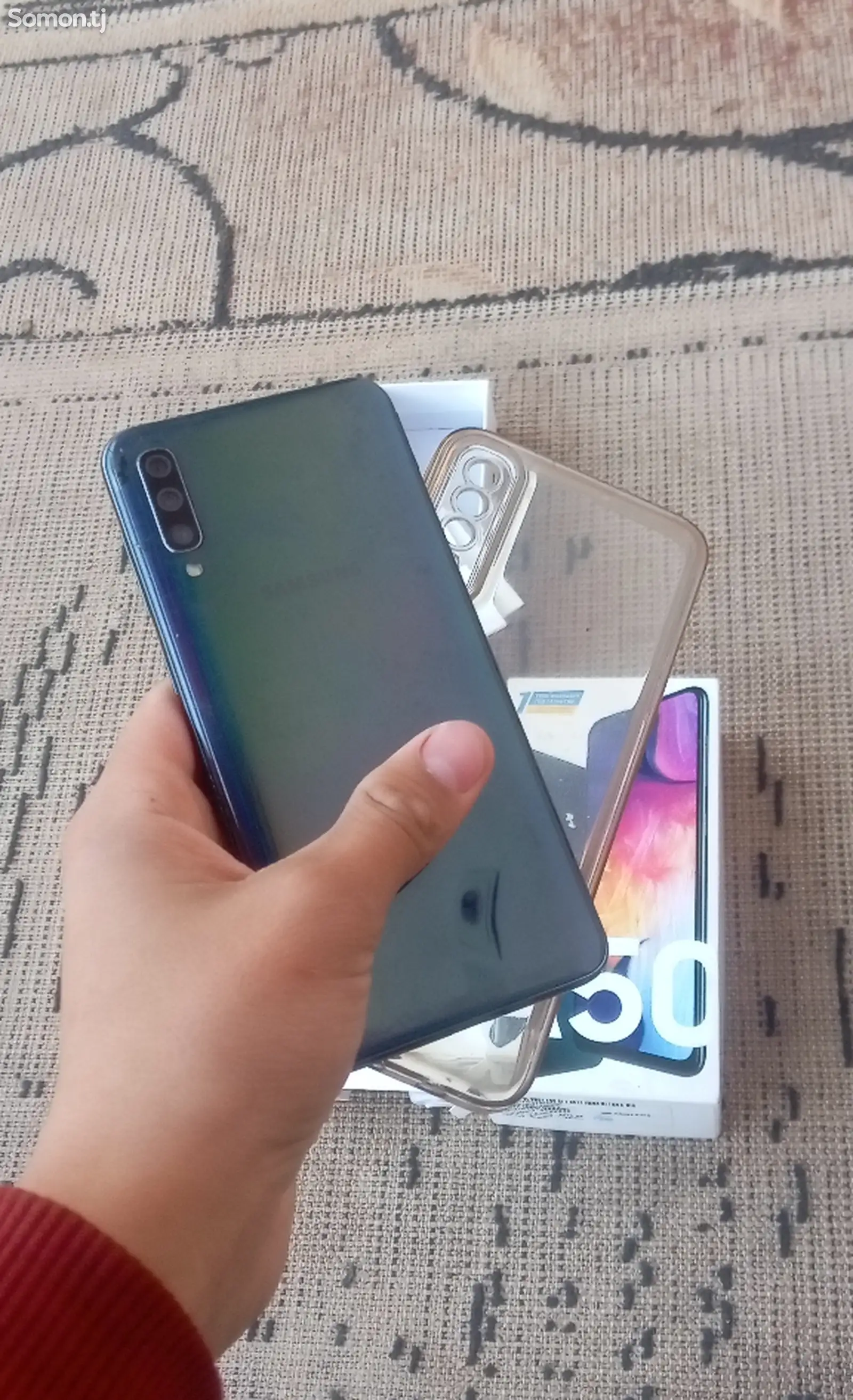 Samsung Galaxy A50-2