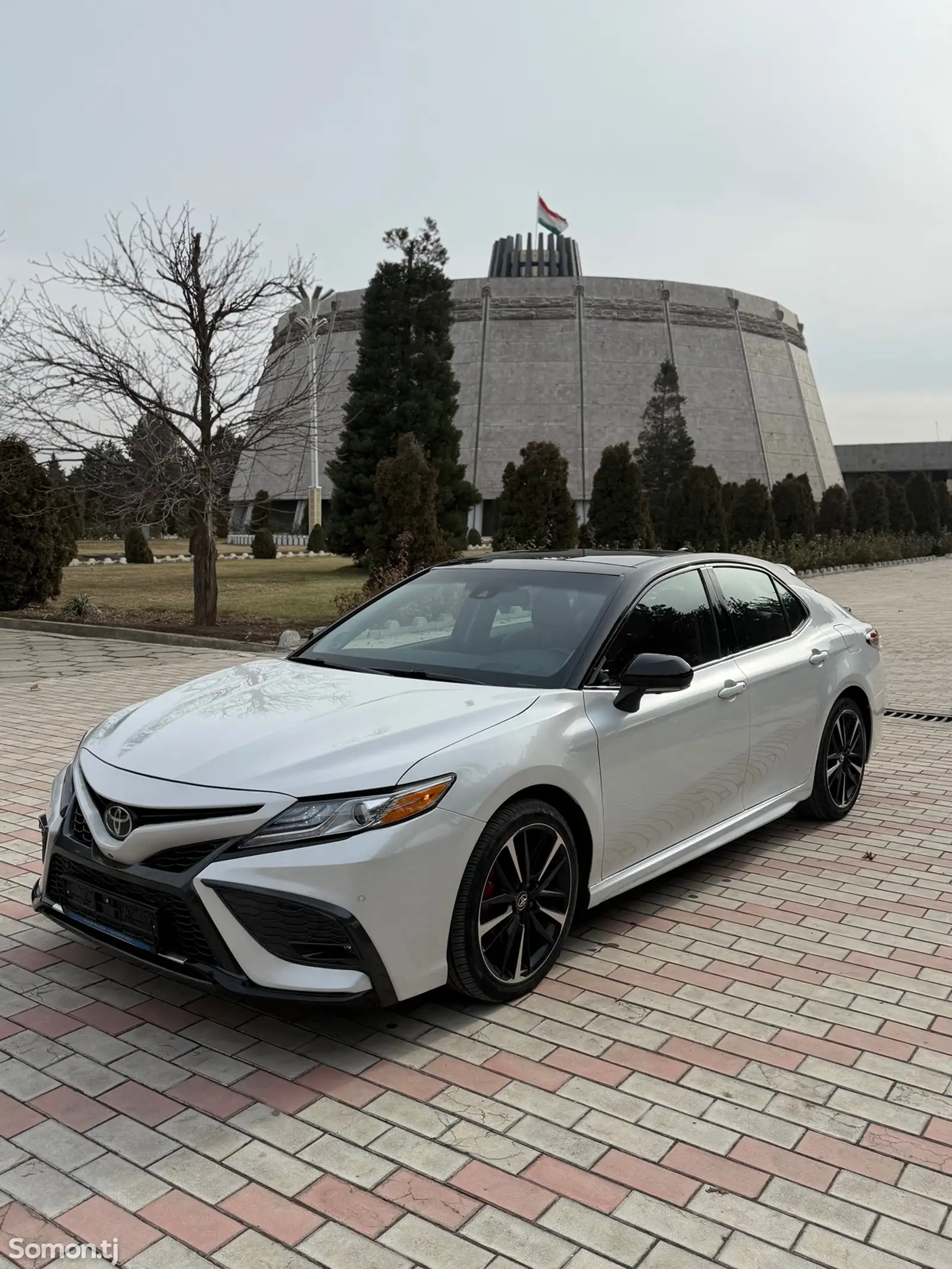 Toyota Camry, 2018-1