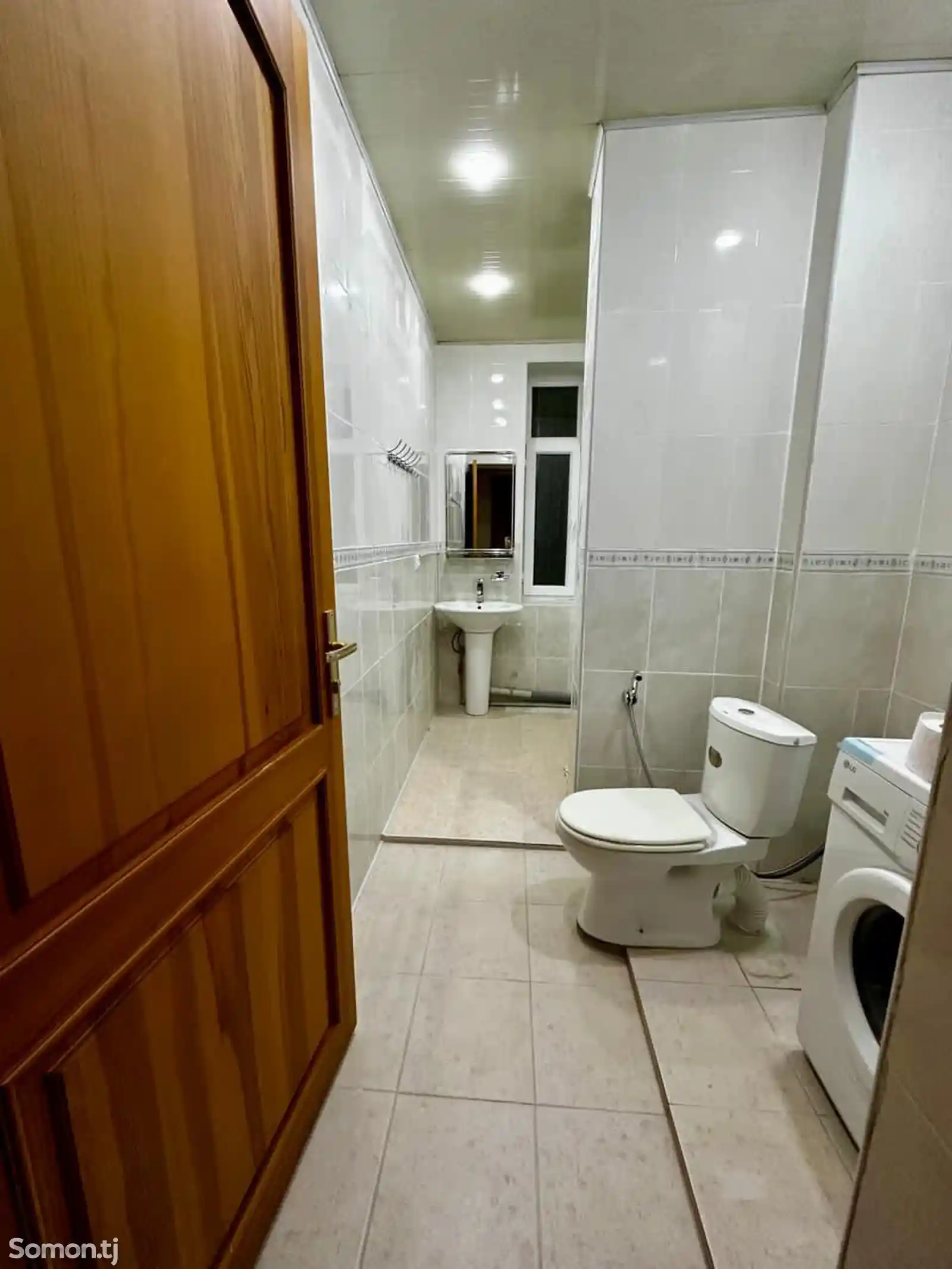 3-комн. квартира, 3 этаж, 100 м², ЦУМ,ул.Рудаки-7