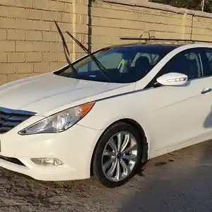 Hyundai Sonata, 2012