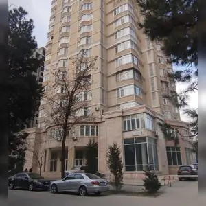 2-комн. квартира, 9 этаж, 80м², Шохмансур