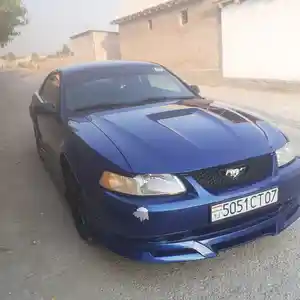 Ford Mustang, 2000