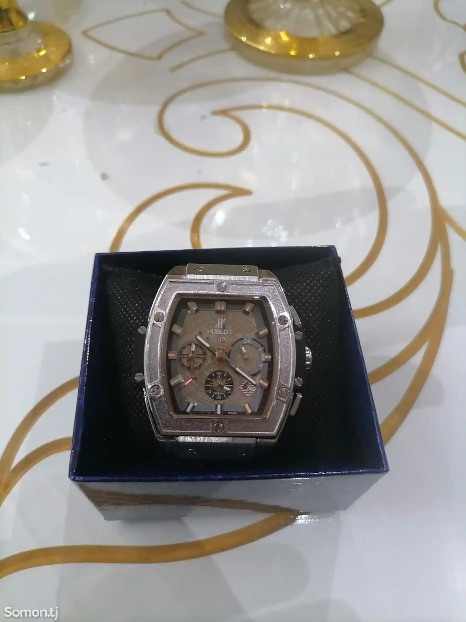 Часы Hublot-3