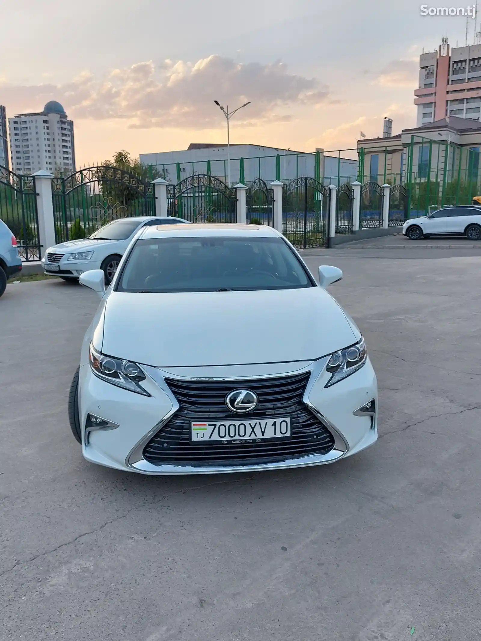 Lexus ES series, 2015-11