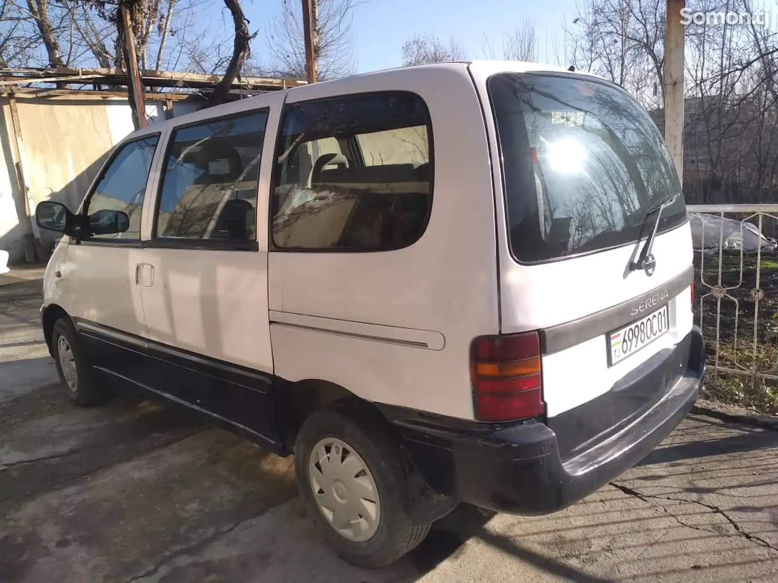 Nissan Serena, 1998-1