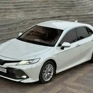 Toyota Camry, 2019