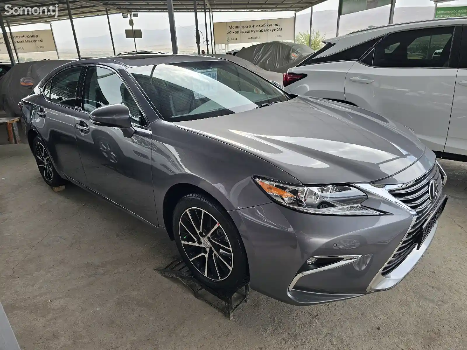 Lexus ES series, 2016-2