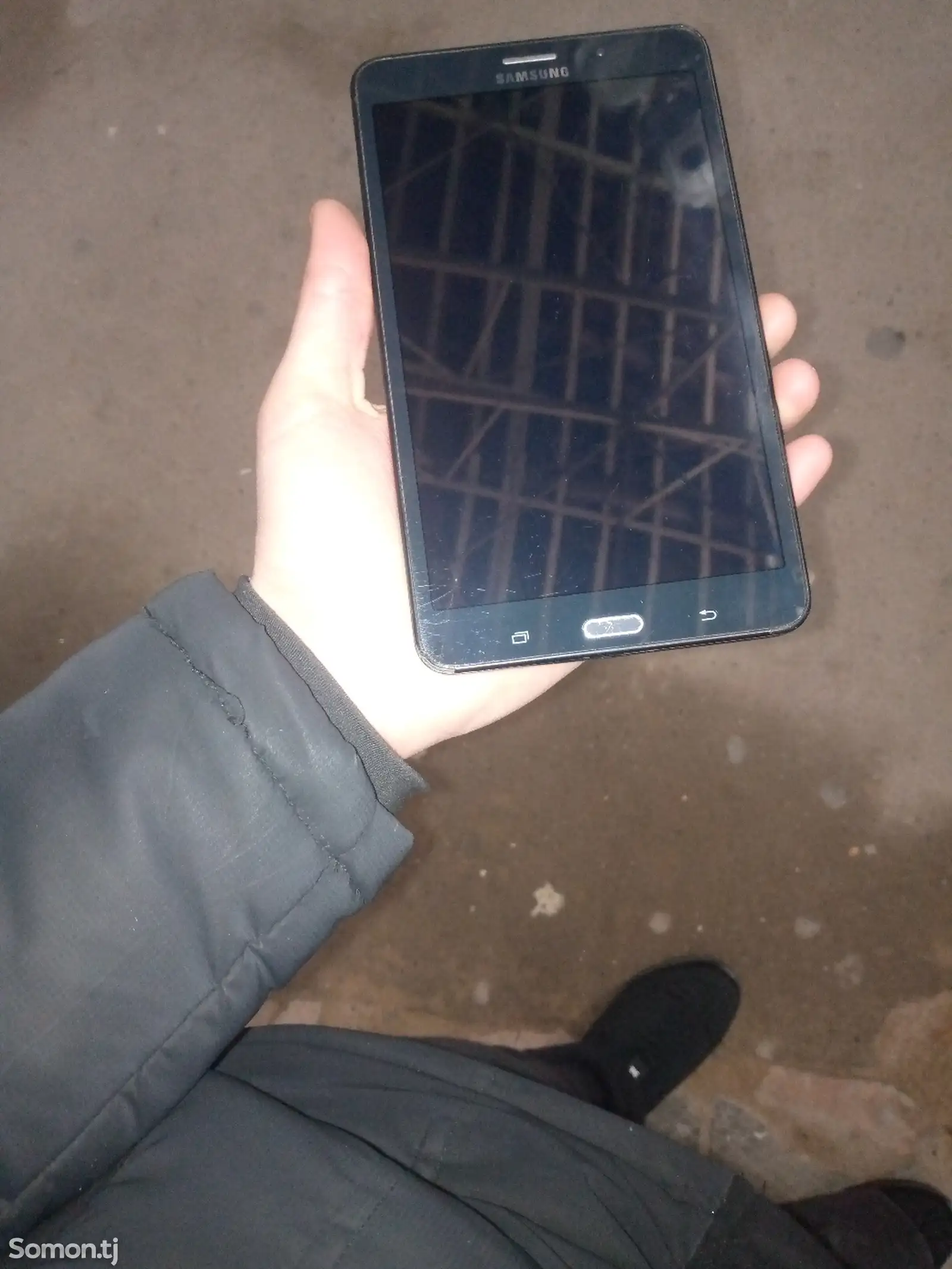 Планшет Samsung Galaxy Tab 4-1