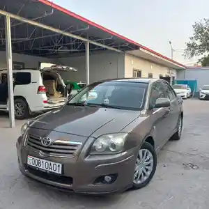 Toyota Avensis, 2004