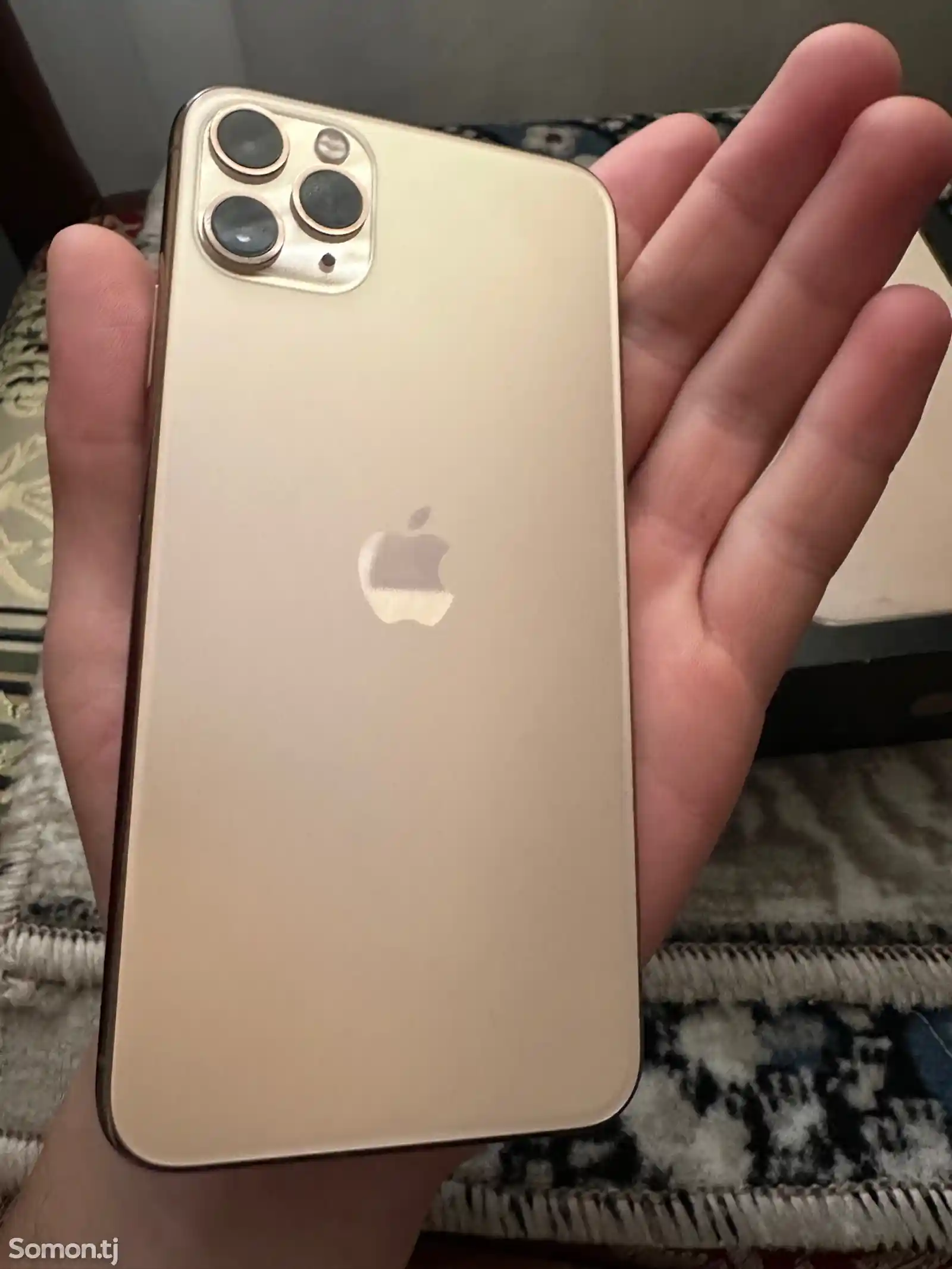 Apple iPhone 11 Pro Max, 256 gb, Gold-1