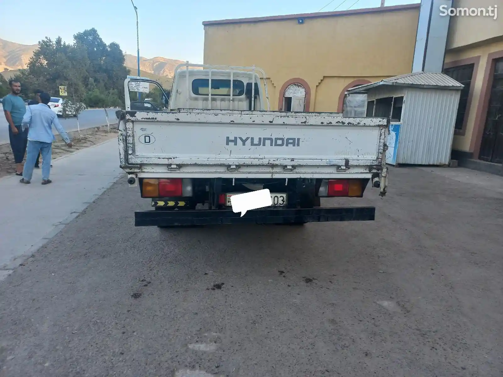 Бортовой автомобиль Hyundai mighty-3