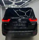 Toyota Land Cruiser, 2022-6