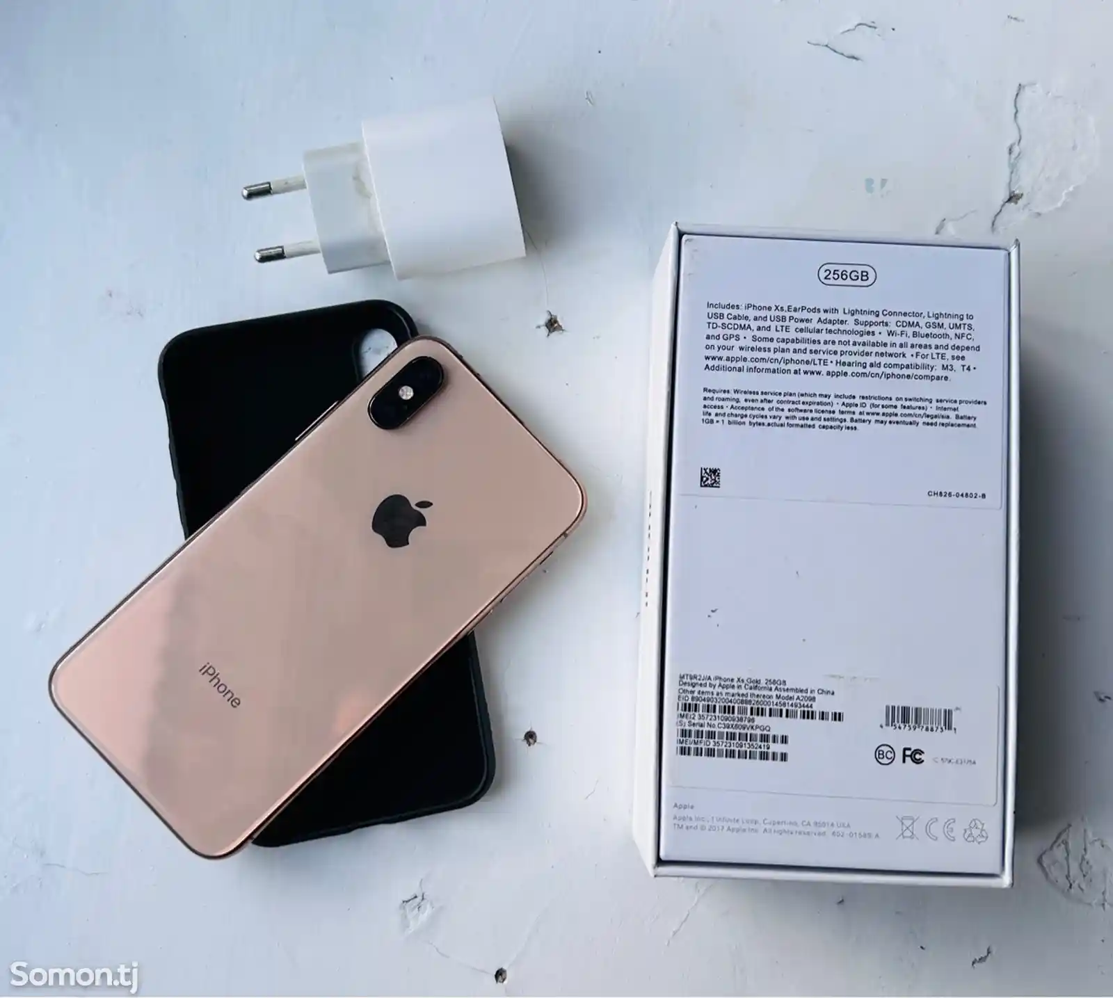 Apple iPhone Xs, 256 gb, Gold-1