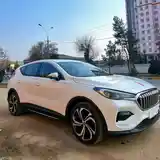 Hongqi E-HS3, 2019-10