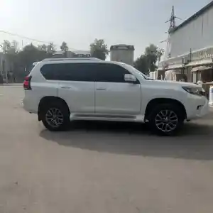 Toyota Land Cruiser Prado, 2013