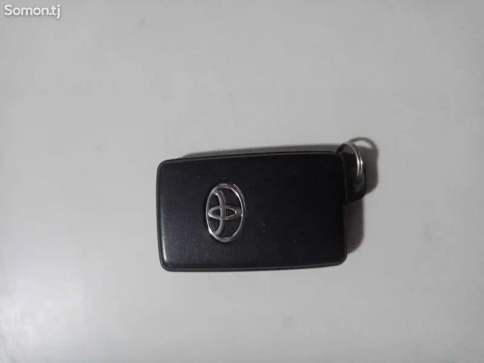 Ключ чип от Toyota Fielder-2