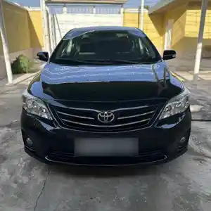 Toyota Corolla, 2013