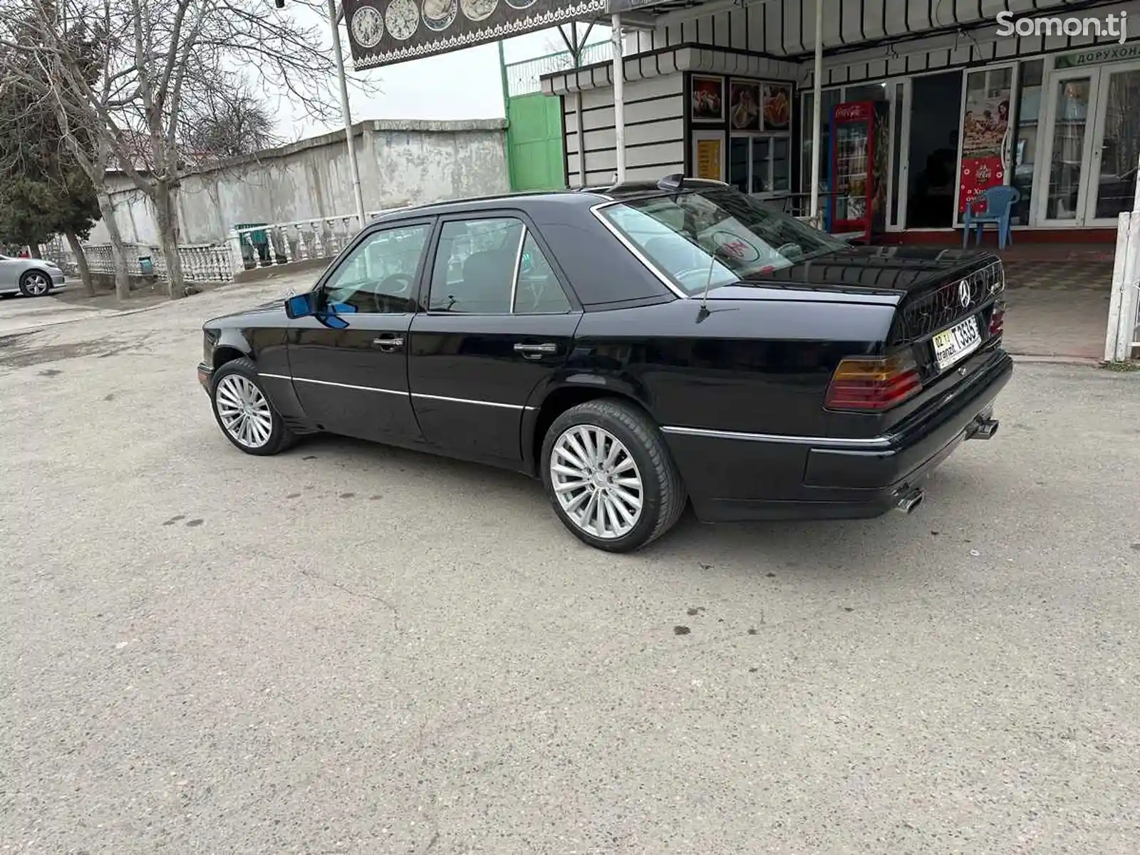 Mercedes-Benz W124, 1990-4