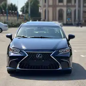 Lexus ES series, 2015