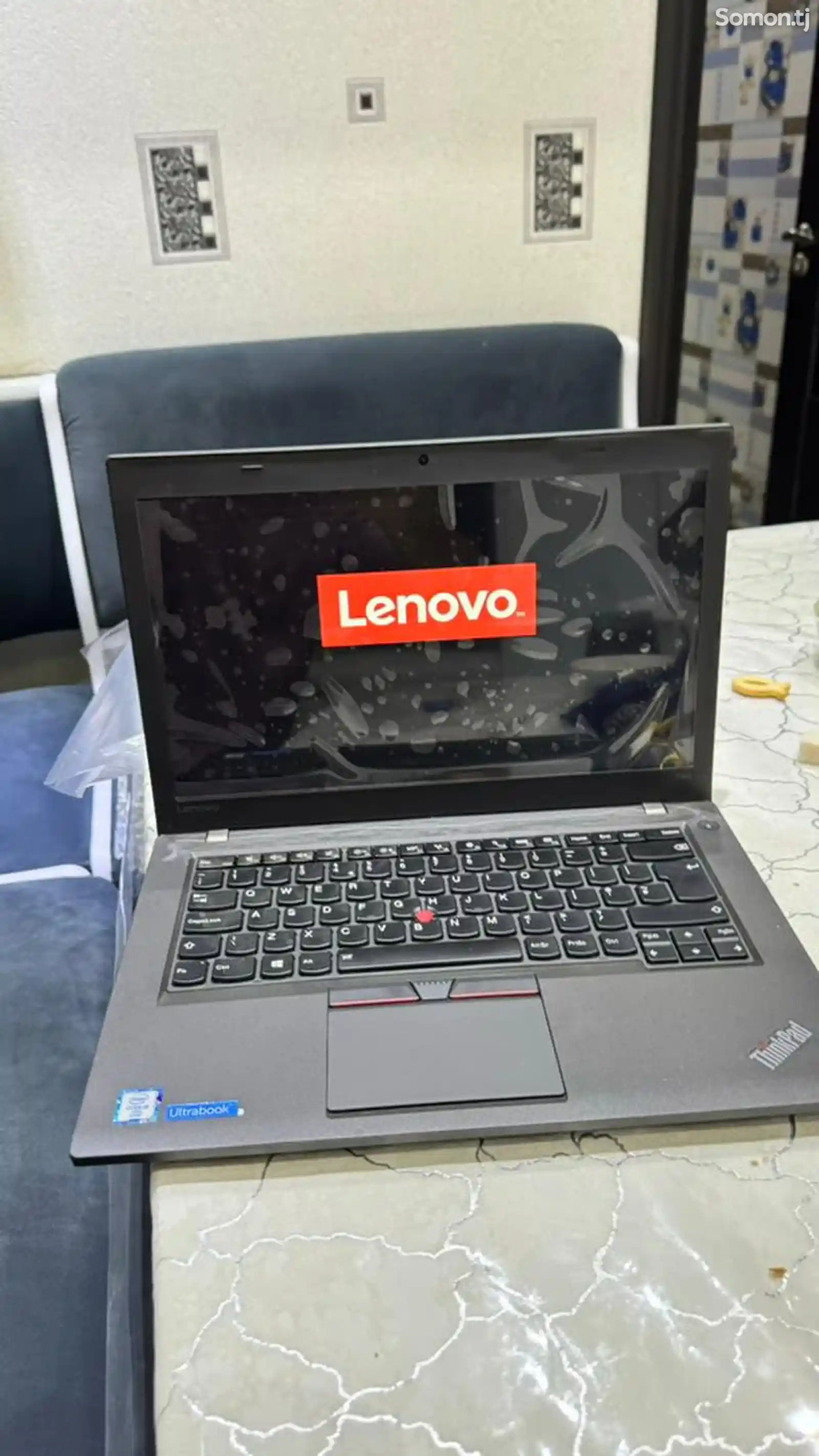 Ноутбук Lenovo-1