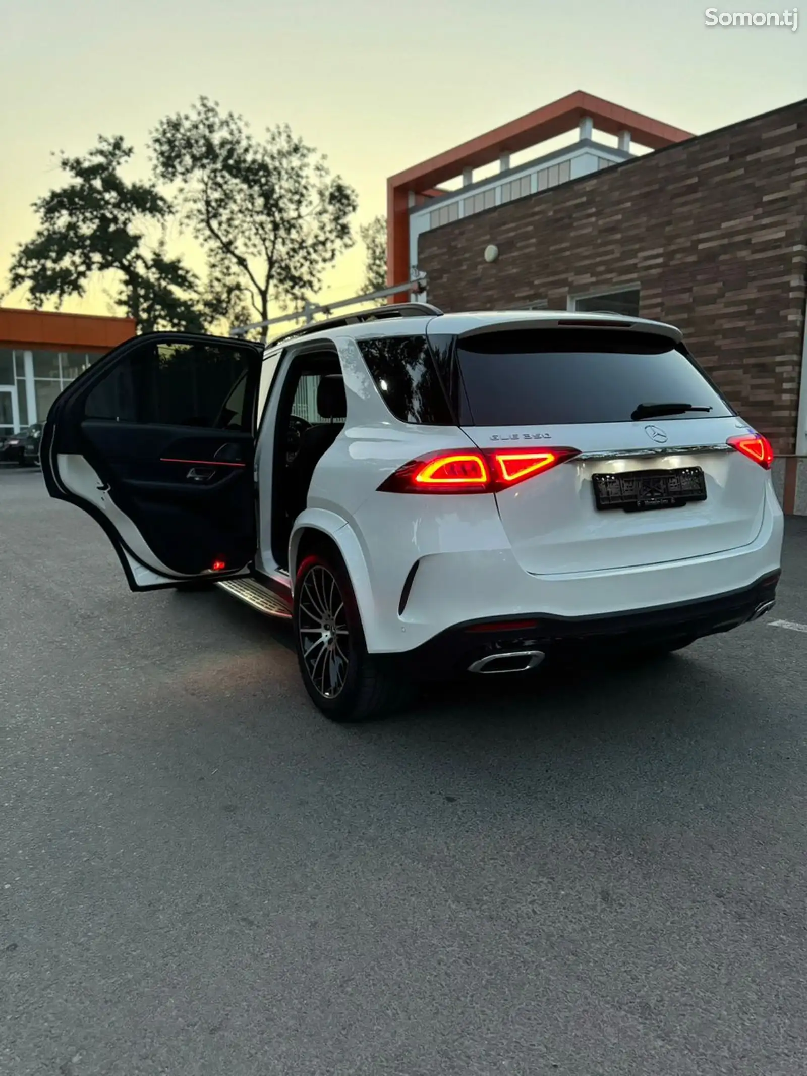 Mercedes-Benz GLE class, 2021-12