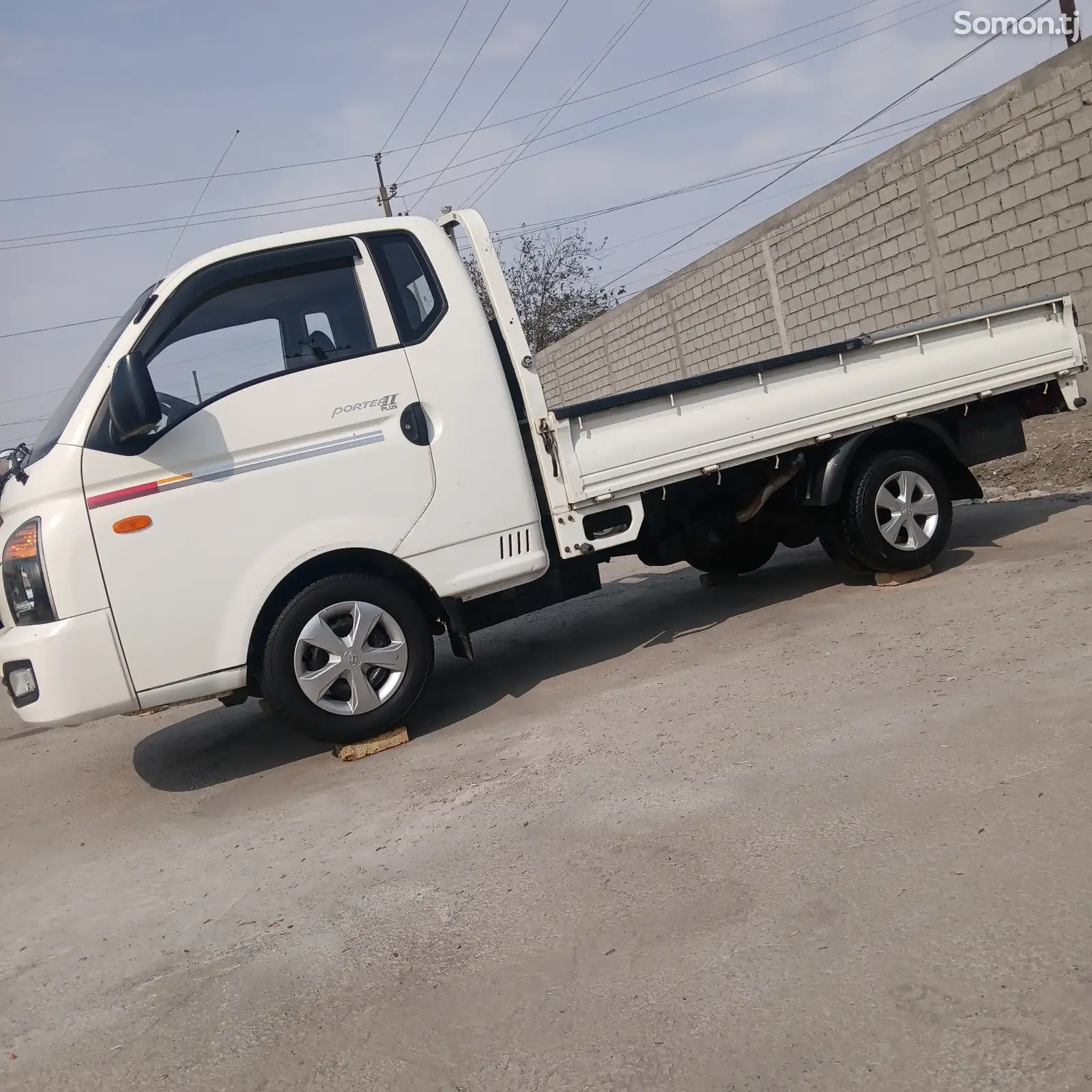 Бортовой автомобиль Hyundai Porter, 2015-7