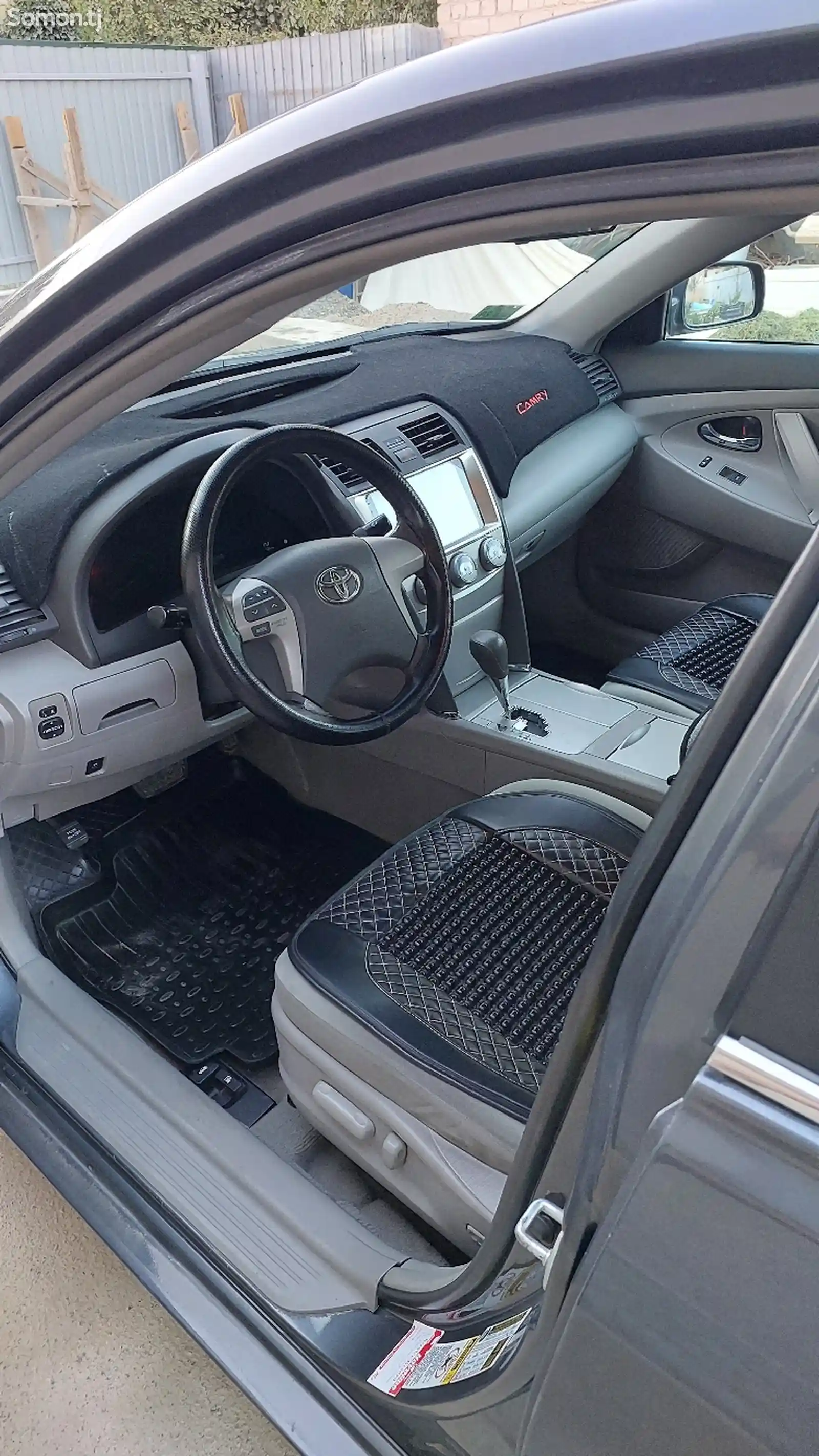 Toyota Camry, 2011-5