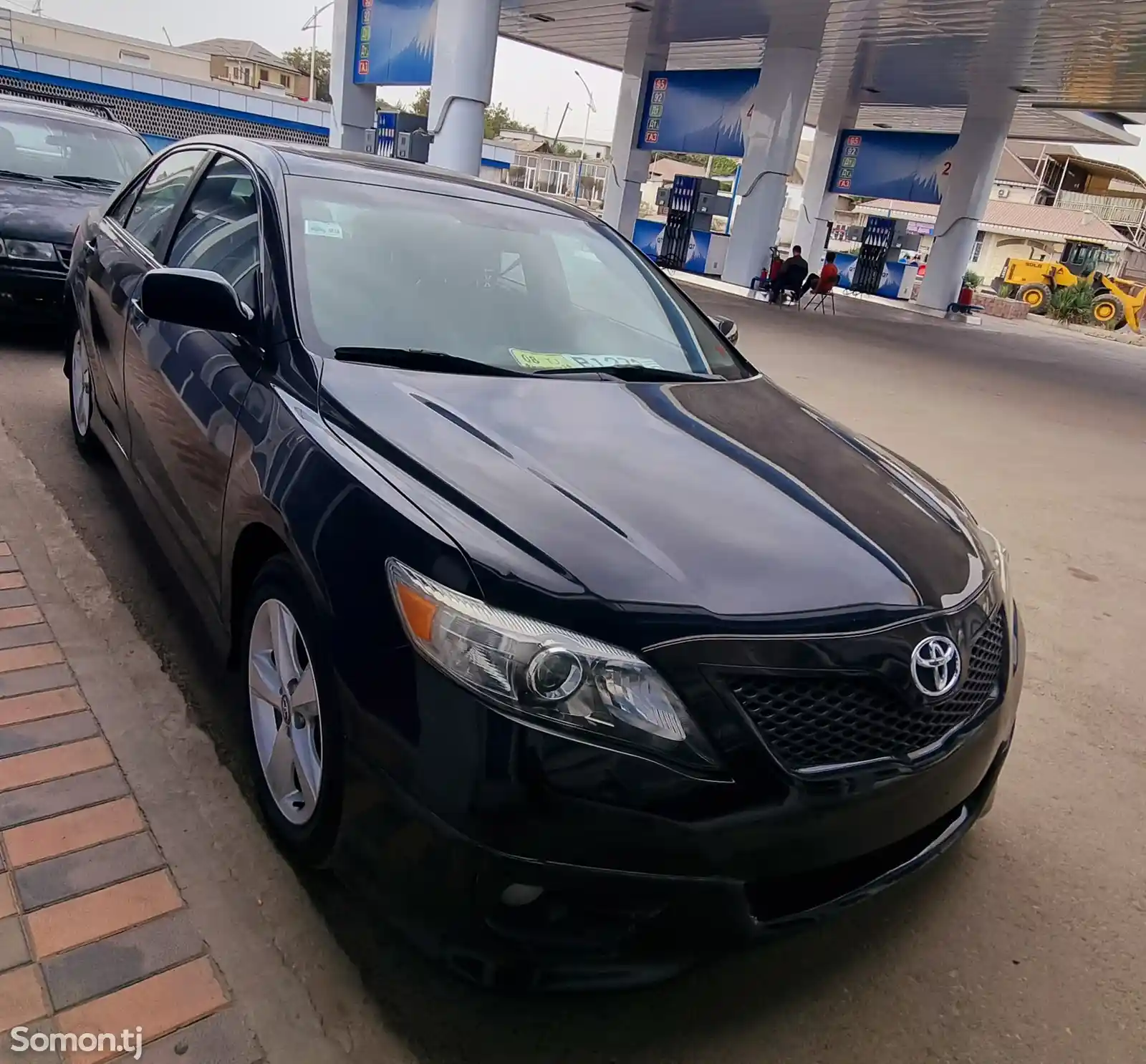 Toyota Camry, 2010-1