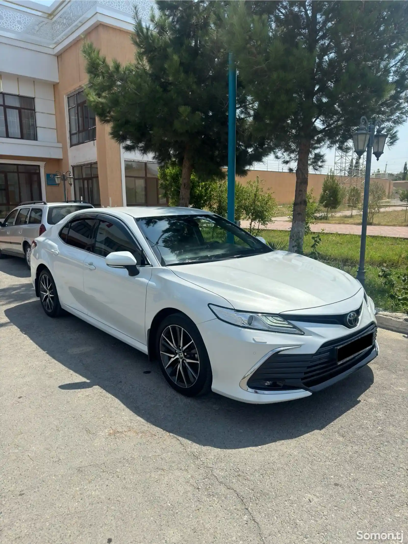 Toyota Camry, 2021-7