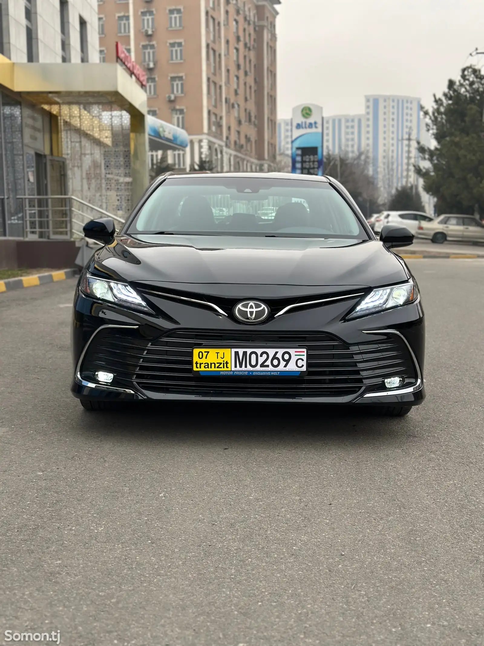 Toyota Camry, 2018-1