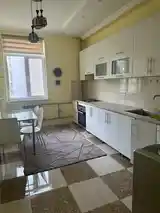 2-комн. квартира, 11 этаж, 70м², И.Сомони-7