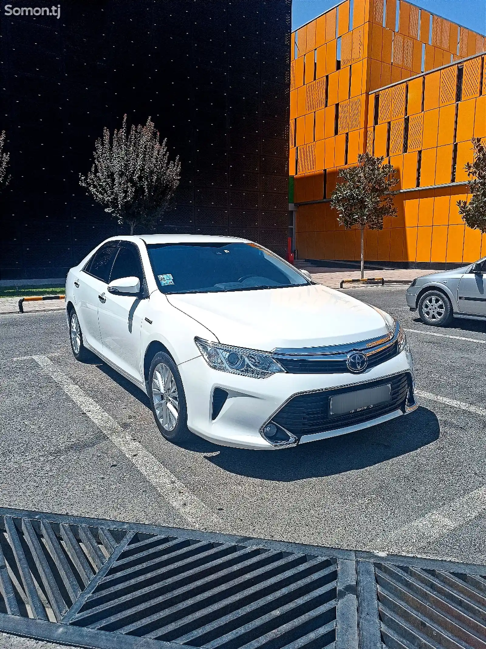 Toyota Camry, 2015-1