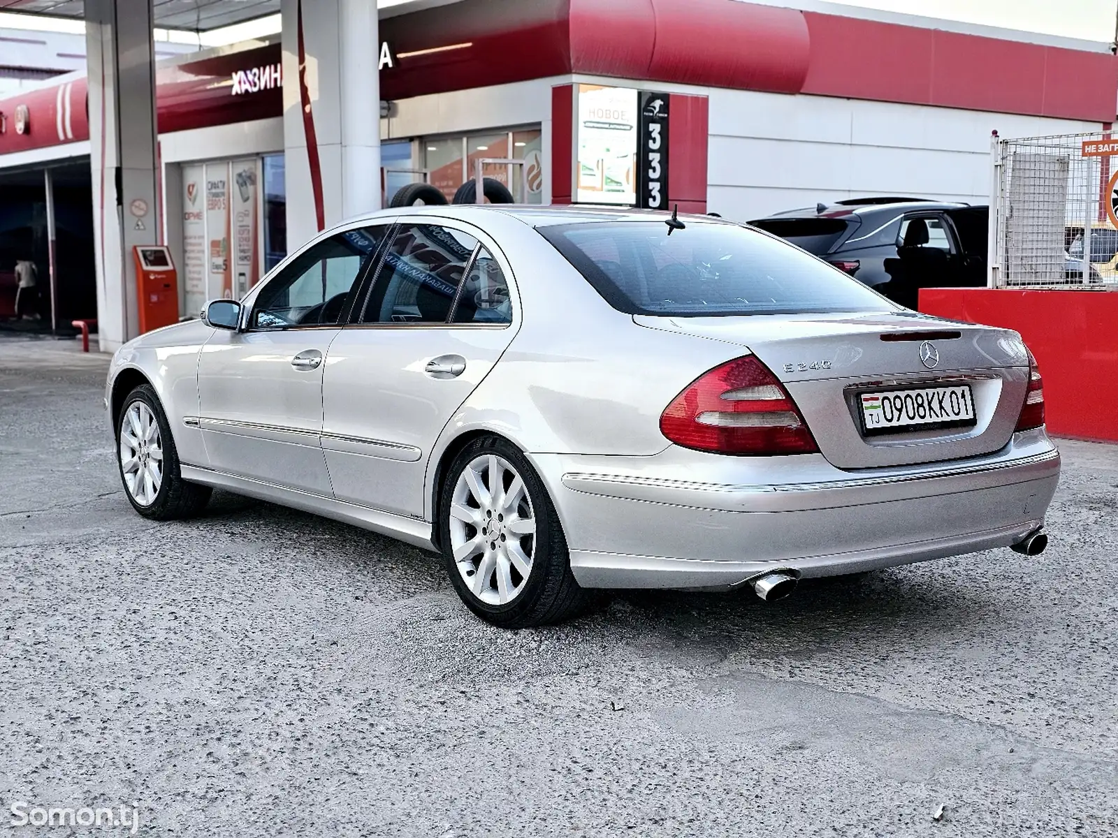 Mercedes-Benz E class, 2002-5