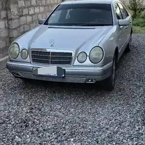 Mercedes-Benz E class, 1996