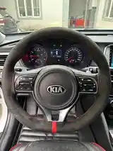 Kia K5, 2016-7