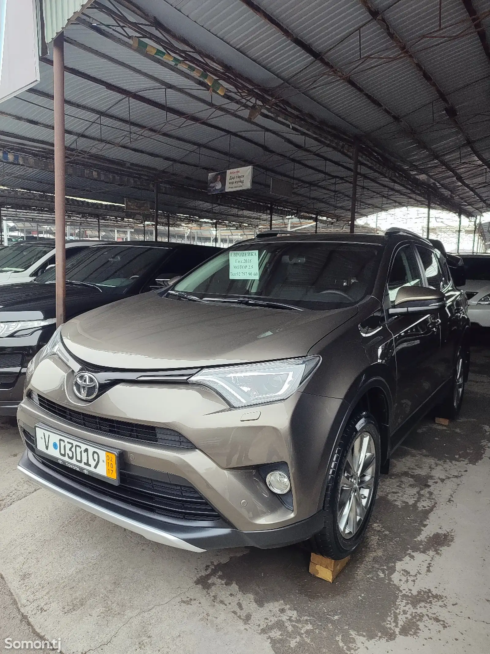 Toyota RAV 4, 2018-1