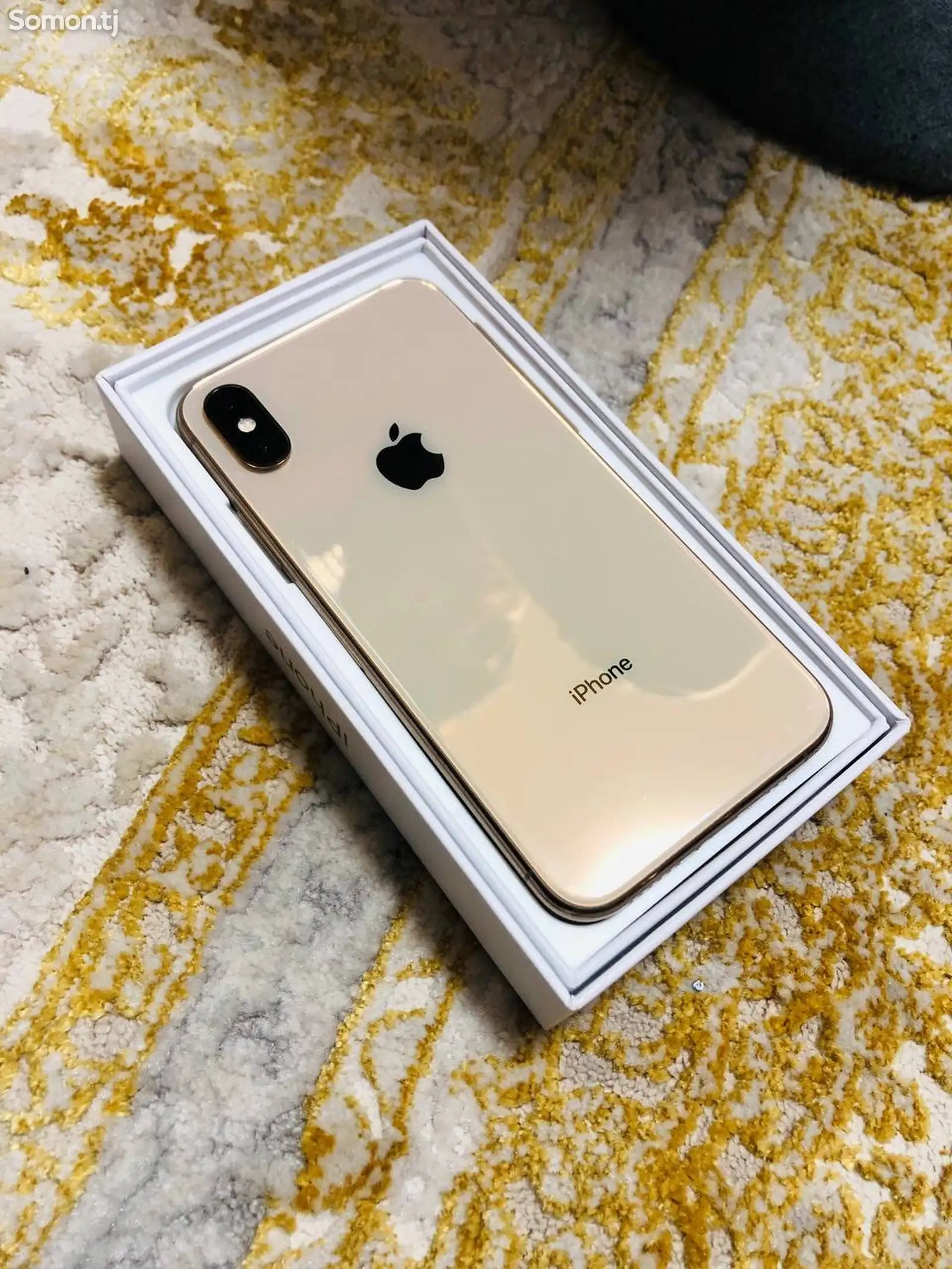 Apple iPhone Xs, 256 gb, Gold-1