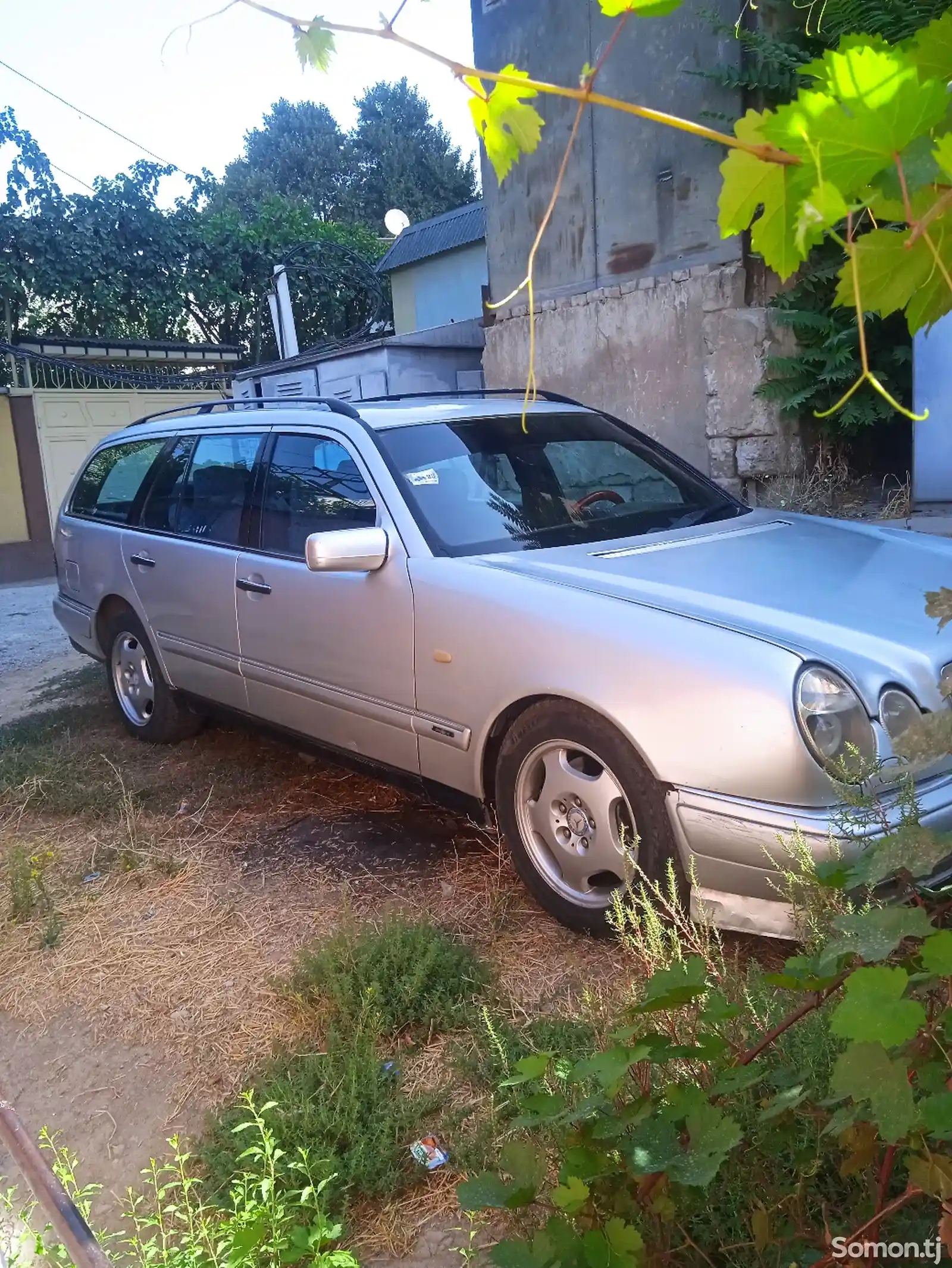 Mercedes-Benz E class, 1996-3