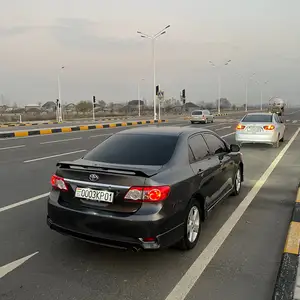 Toyota Corolla, 2013