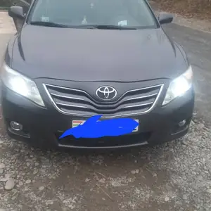 Toyota Camry, 2011