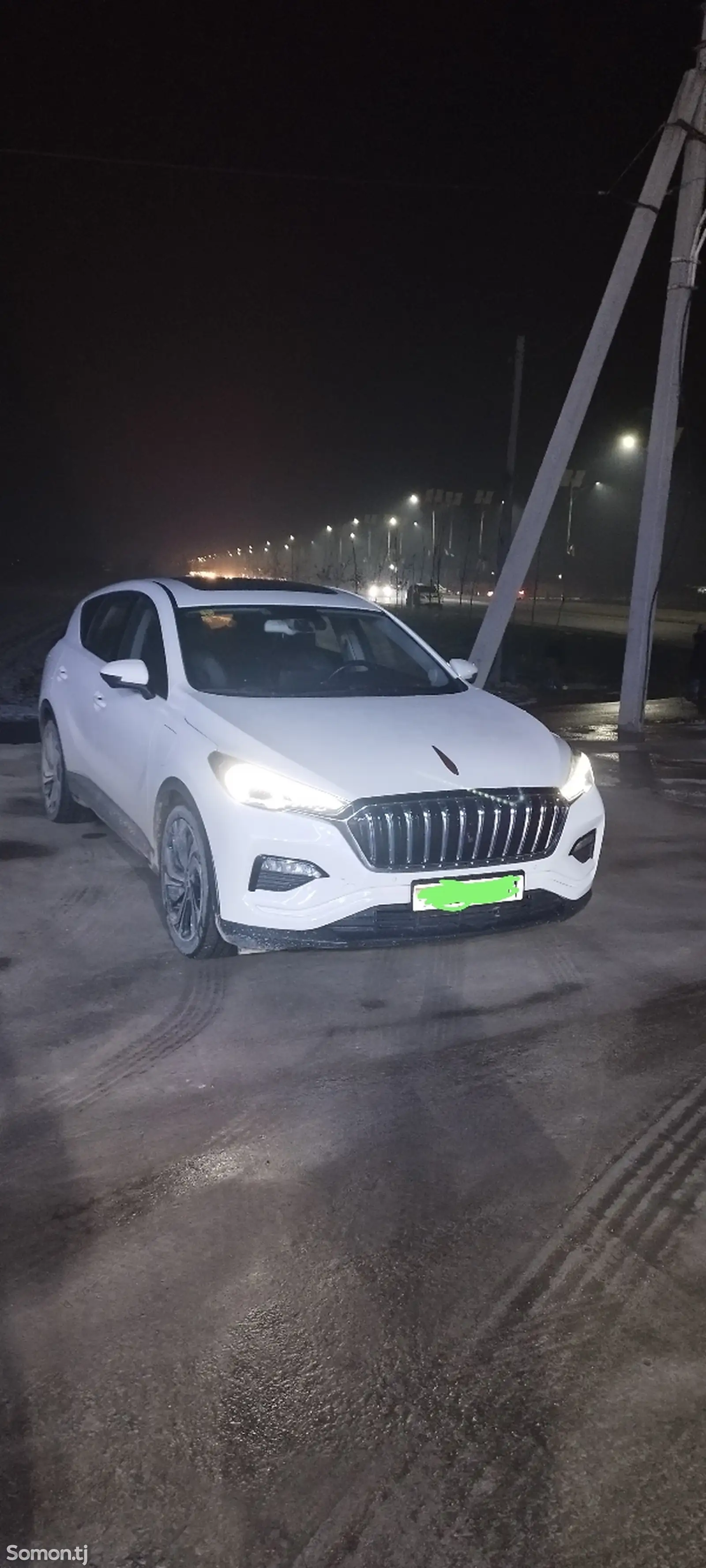 Hongqi E-HS3, 2019-1