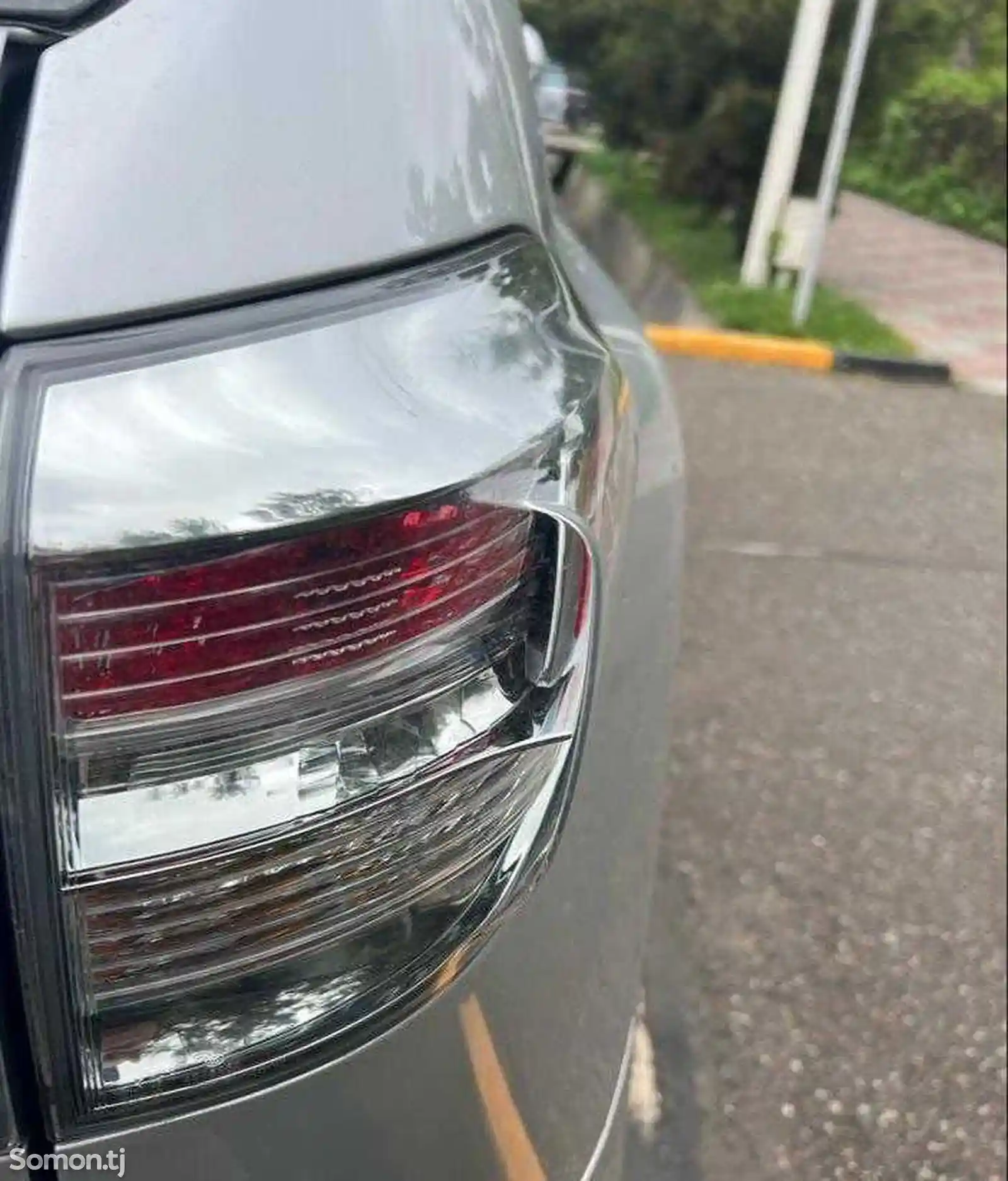 Задний фонарь от Lexus