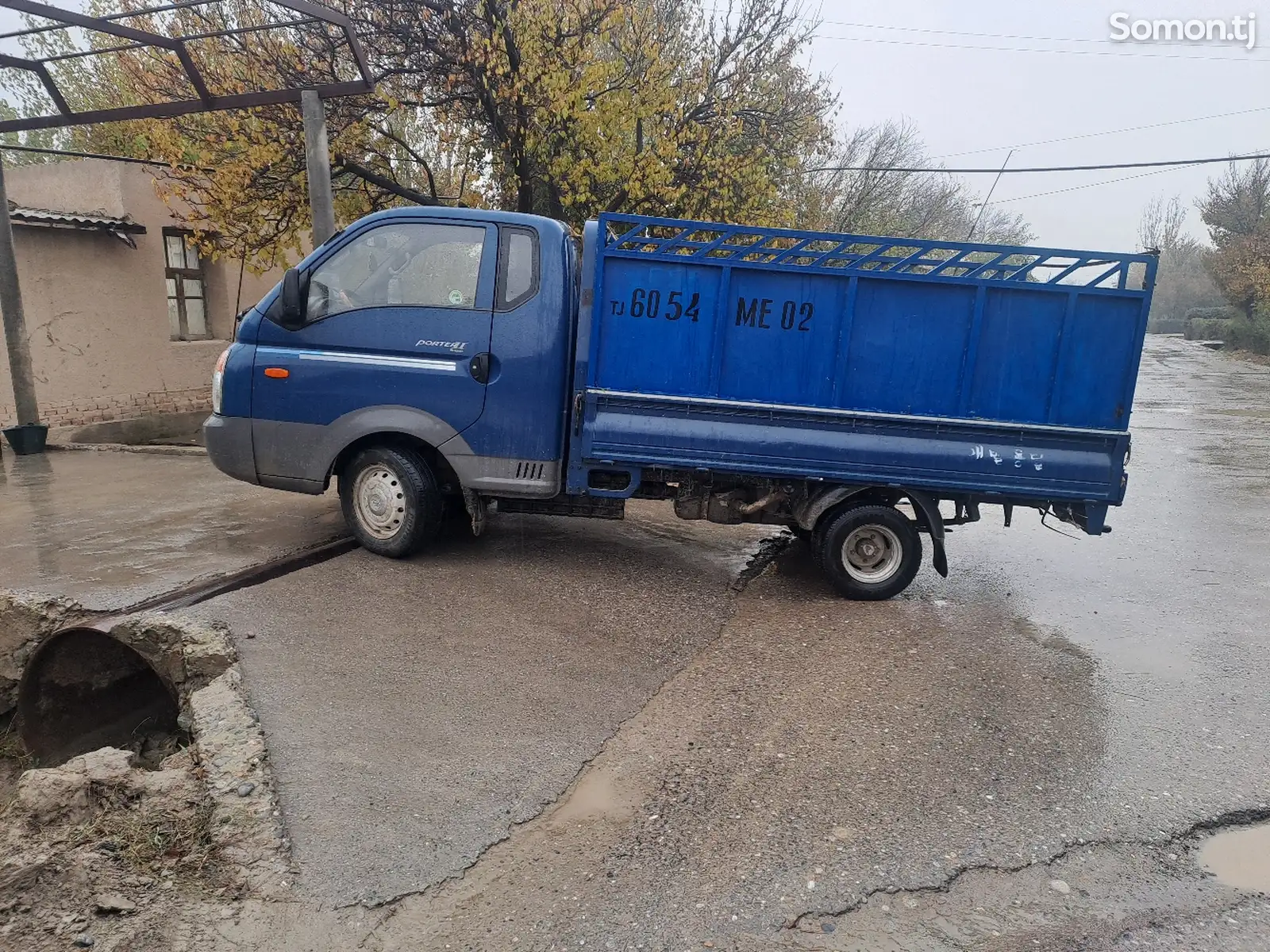 Бортовой автомобиль Hyundai Porter, 2010-1