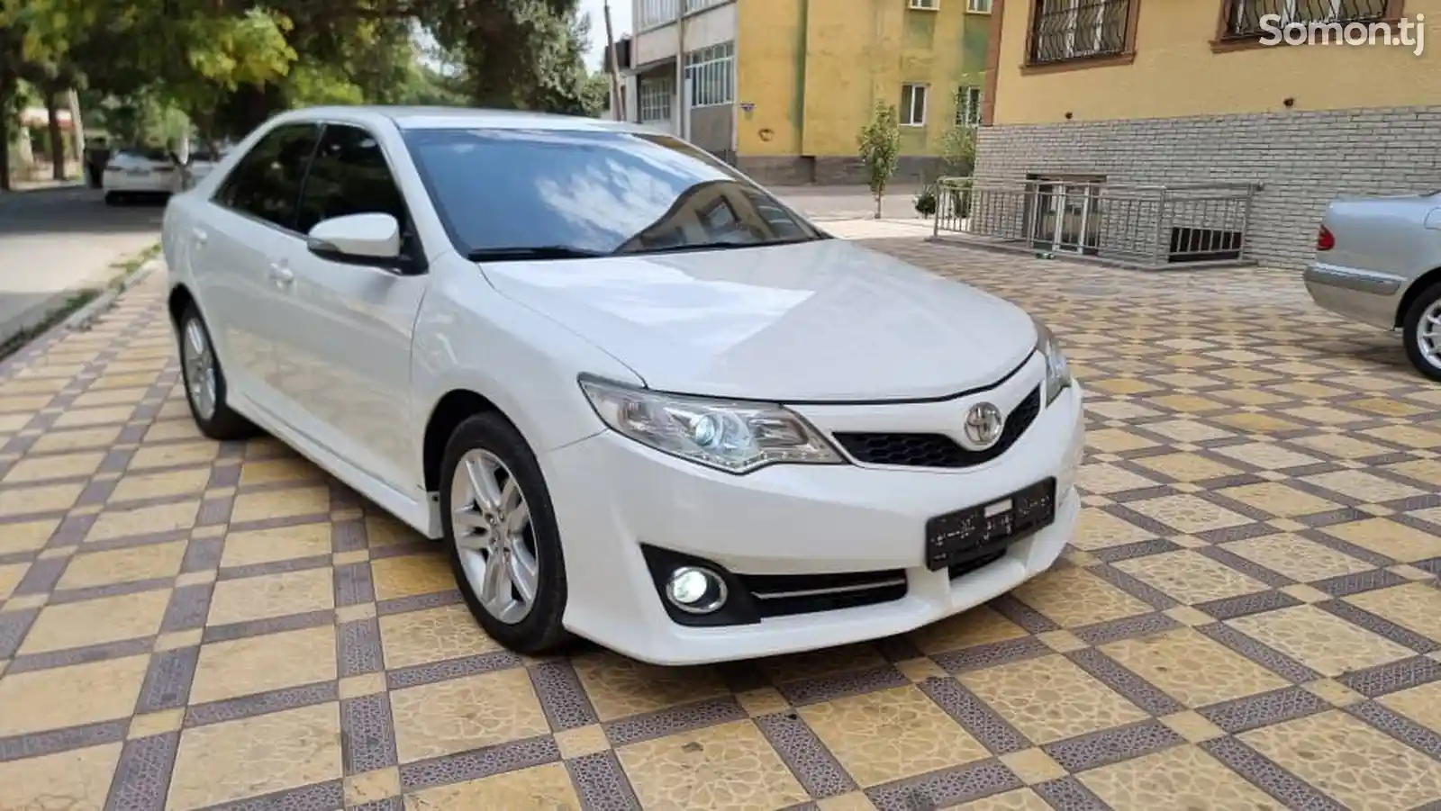 Toyota Camry, 2012-6