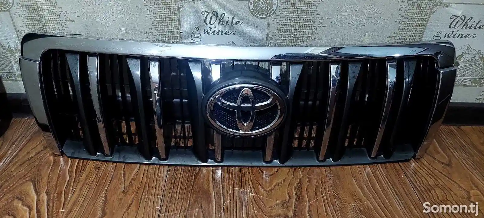 Решетка радиатора от Toyota Prado-1