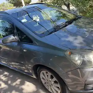 Opel Zafira, 2006