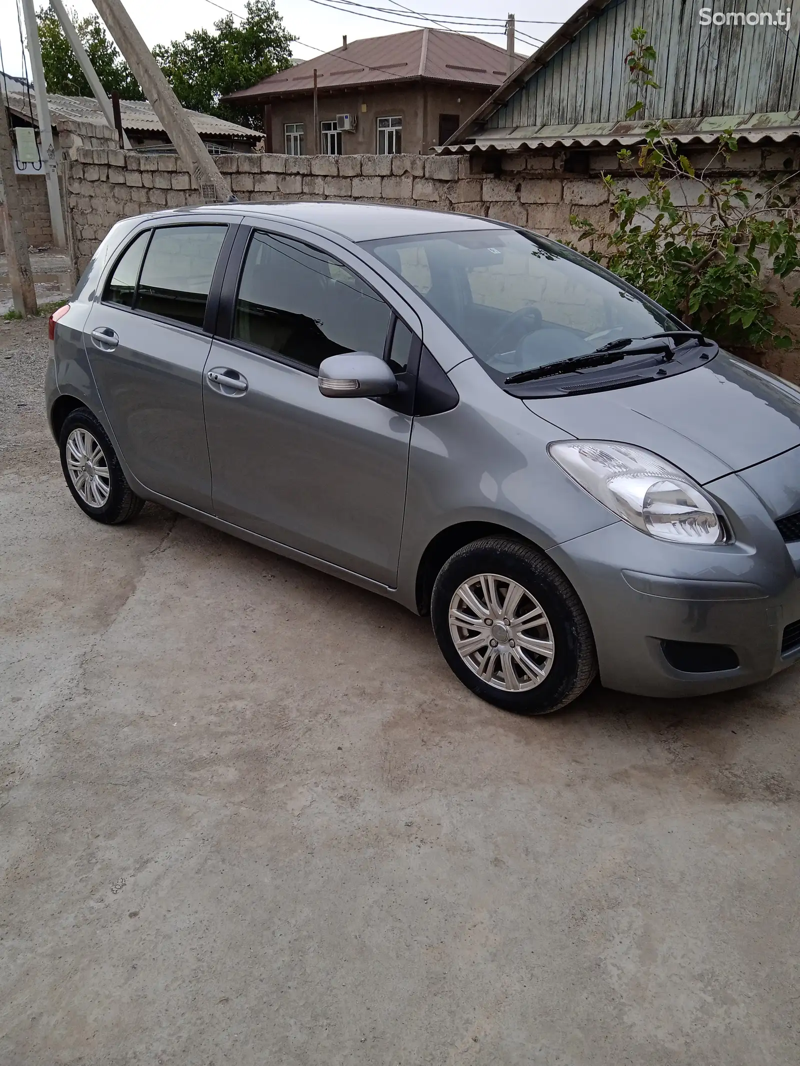 Toyota Vitz, 2010-2