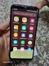 Samsung Galaxy S8 Plus-3