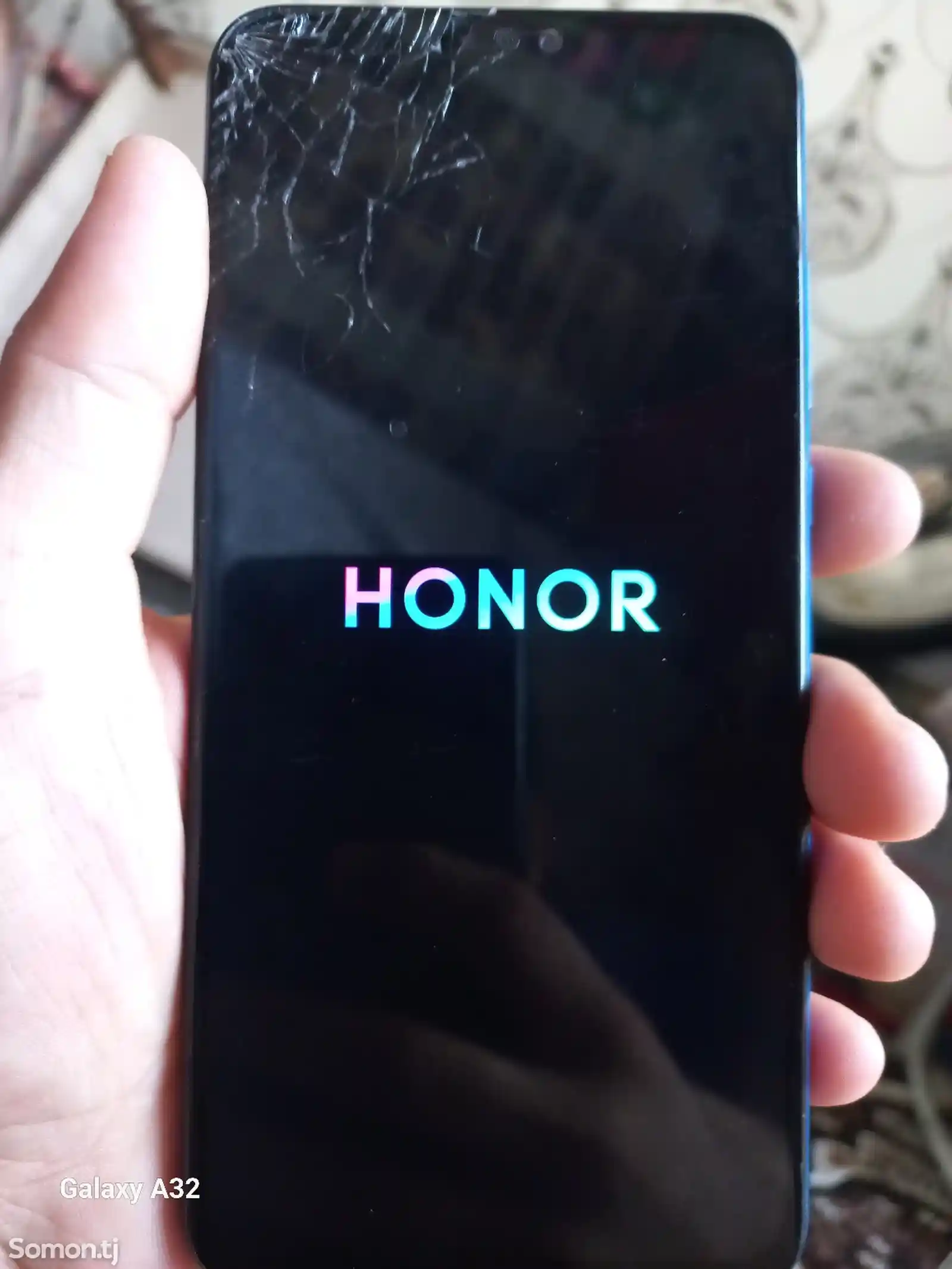 Honor 8x-1